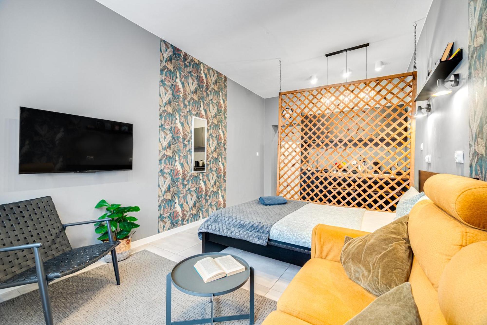 Papuga Apartment ~ 700M Main Square ~ Self Check-In 24H Вроцлав Екстериор снимка